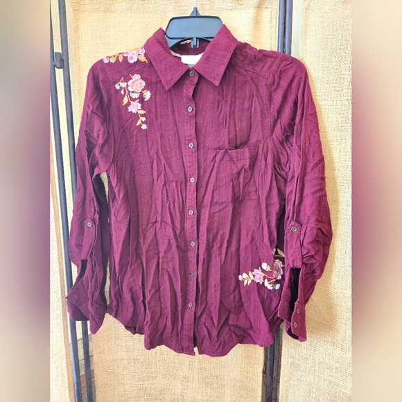 Knox Rose Tops - Women's Knox Rose Burgundy Embroidered Floral Button-Up Shirt Size M